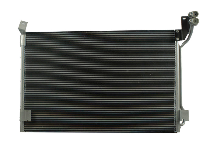 Condensador Automotriz Ford Grand Marquis Maruder Town Car Crown Victoria 03-05