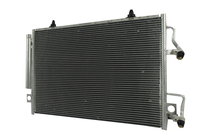 Condensador Automotriz Mitsubishi Montero 00-06