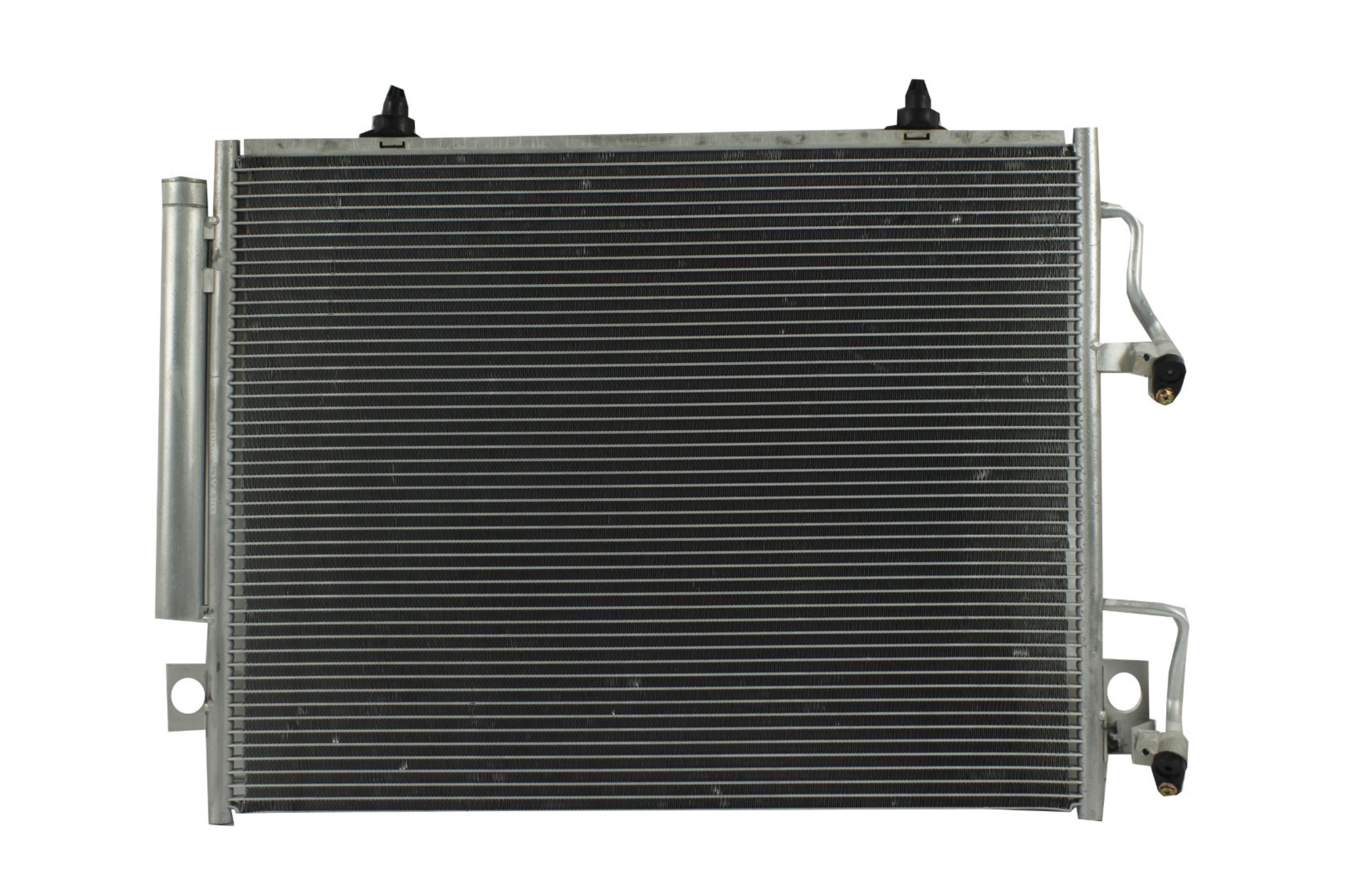 Condensador Automotriz Mitsubishi Montero 00-06