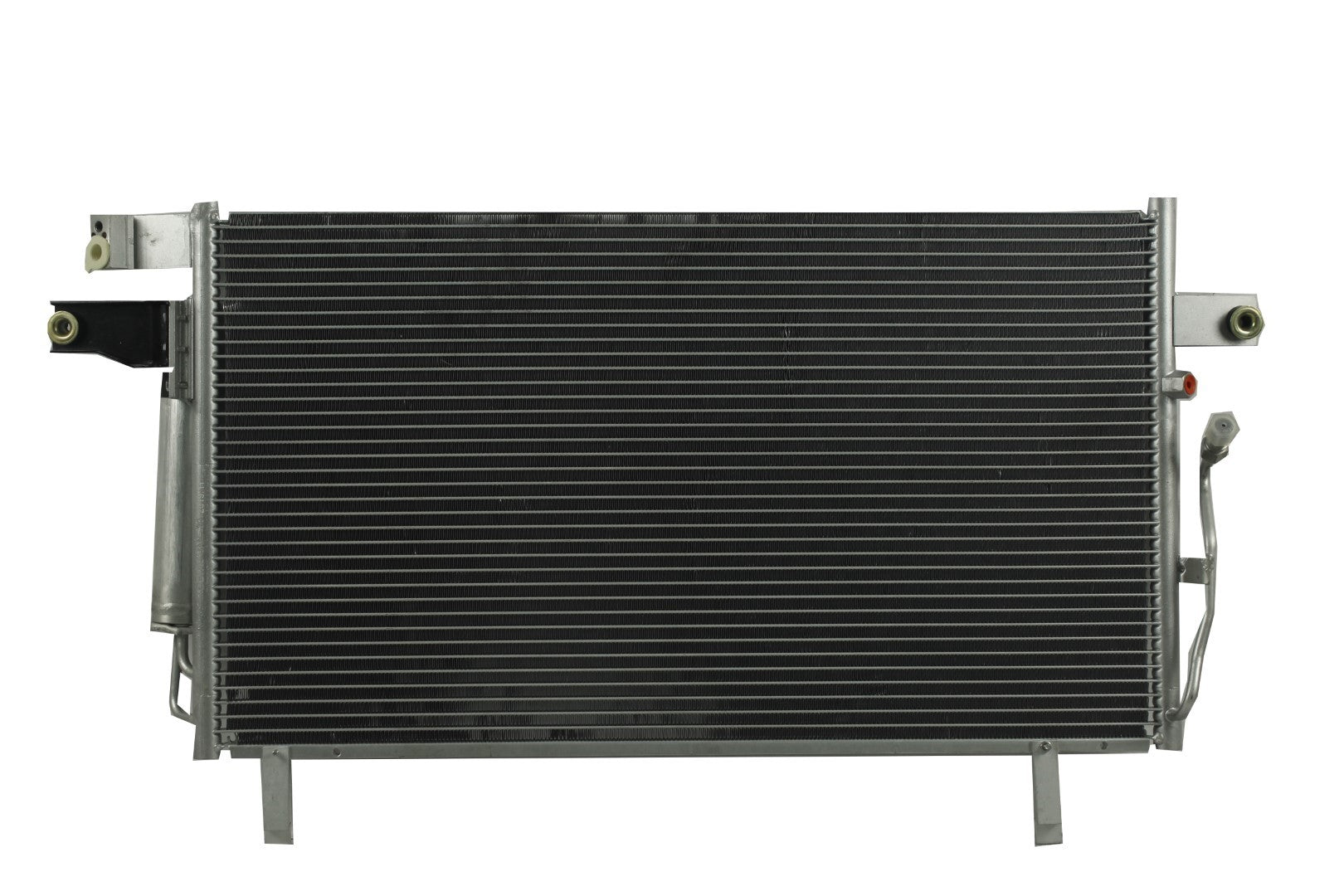 Condensador Automotriz Nissan Pathfinder LE SE INF QX4 00-04