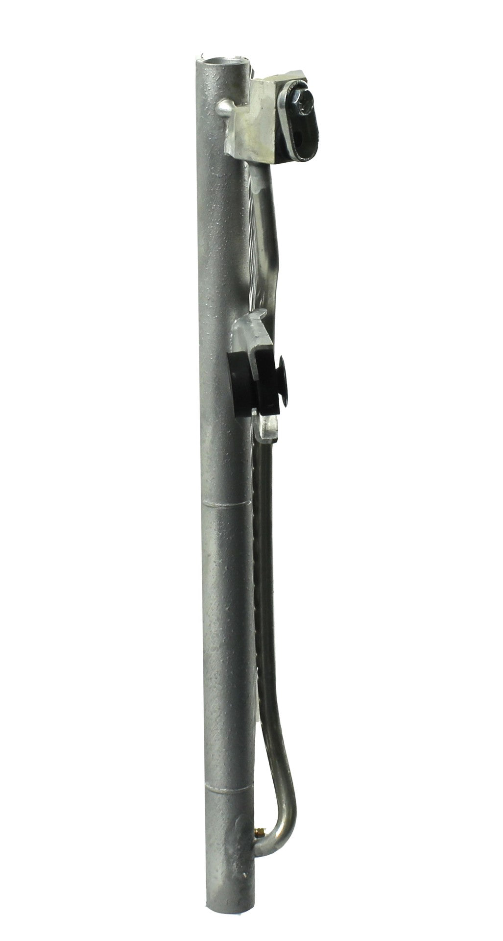 Condensador Automotriz Nissan Altima SE XE 00-01