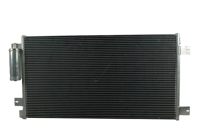 Condensador Automotriz Nissan NV1500 NV2500 NV3500 12  18