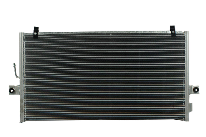 Condensador Automotriz Infiniti I30 Nissan Maxima GLE GXE SE 99