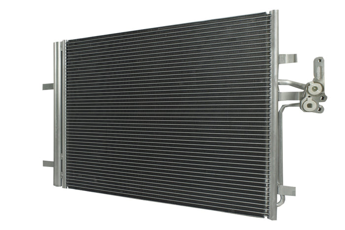 Condensador Automotriz Volvo S80 CX60 CX70 Discovery LR2 Range Rover 08-16