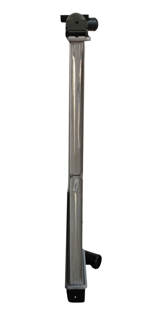 Radiador Tracto Camión Hino Dutro 07-15 Plástico/Aluminio T/M