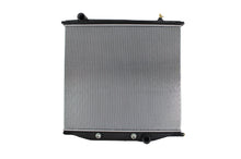 Cargar imagen en el visor de la galería, Radiador Tracto Camión International Navistar Prostar LT625 17-21
