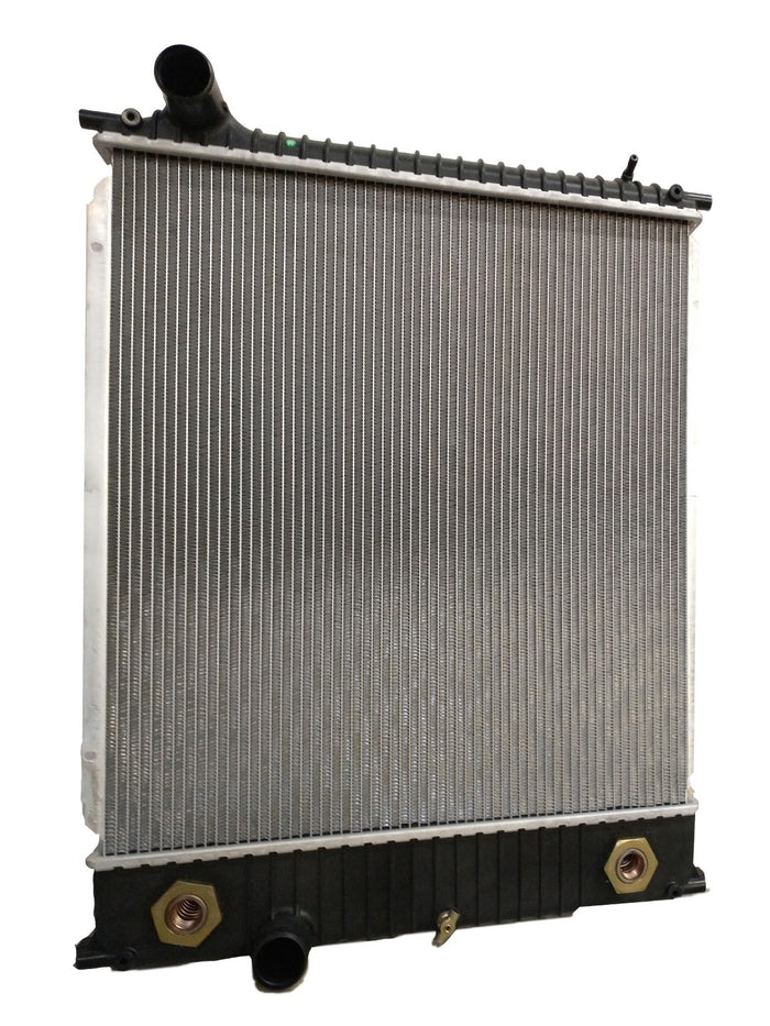 Radiador Tracto Camión International Navistar F-600 08-09 Plástico/Aluminio T/A