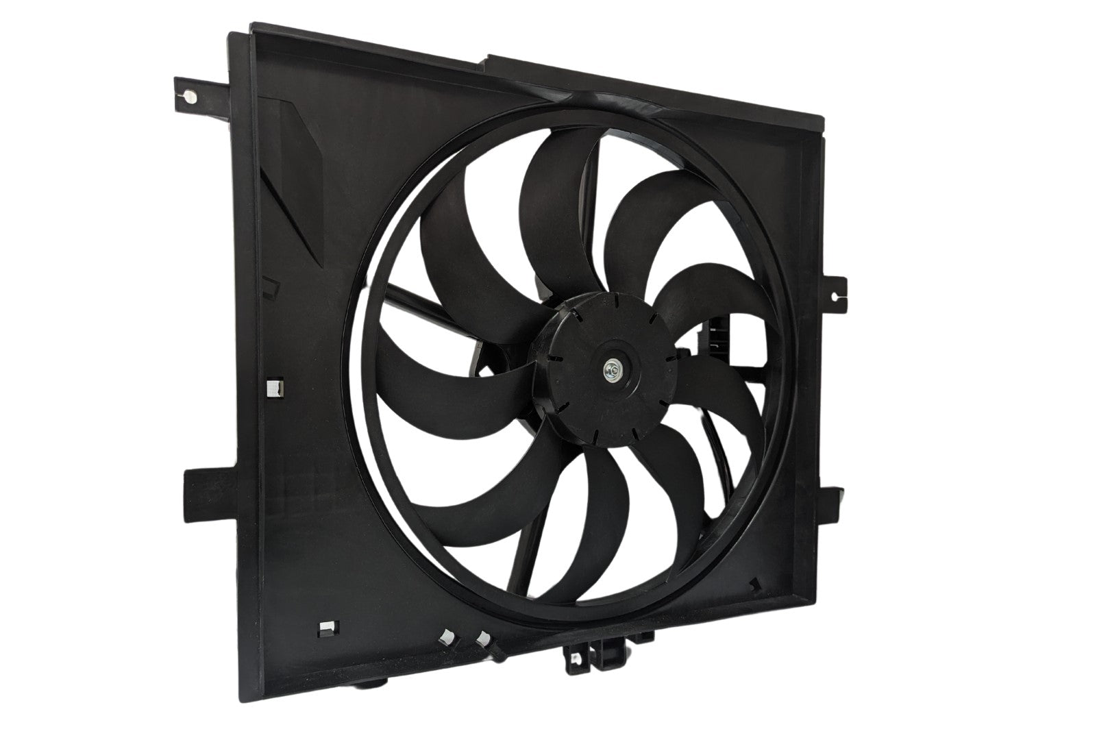 Motoventilador Automotríz Nissan Versa 12-19