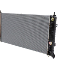 Radiador Automotriz Chevrolet Escalade Suburban Tahoe 21-24
