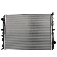 Radiador Automotriz Mercedes Benz CLA200 CLA250 C200 2019