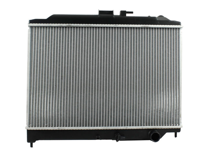 Radiador Automotriz Nissan Urvan 08-15 26mm Tubo Soldado