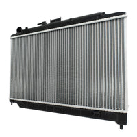 Radiador Automotriz Nissan Urvan 08-15 26mm Tubo Soldado