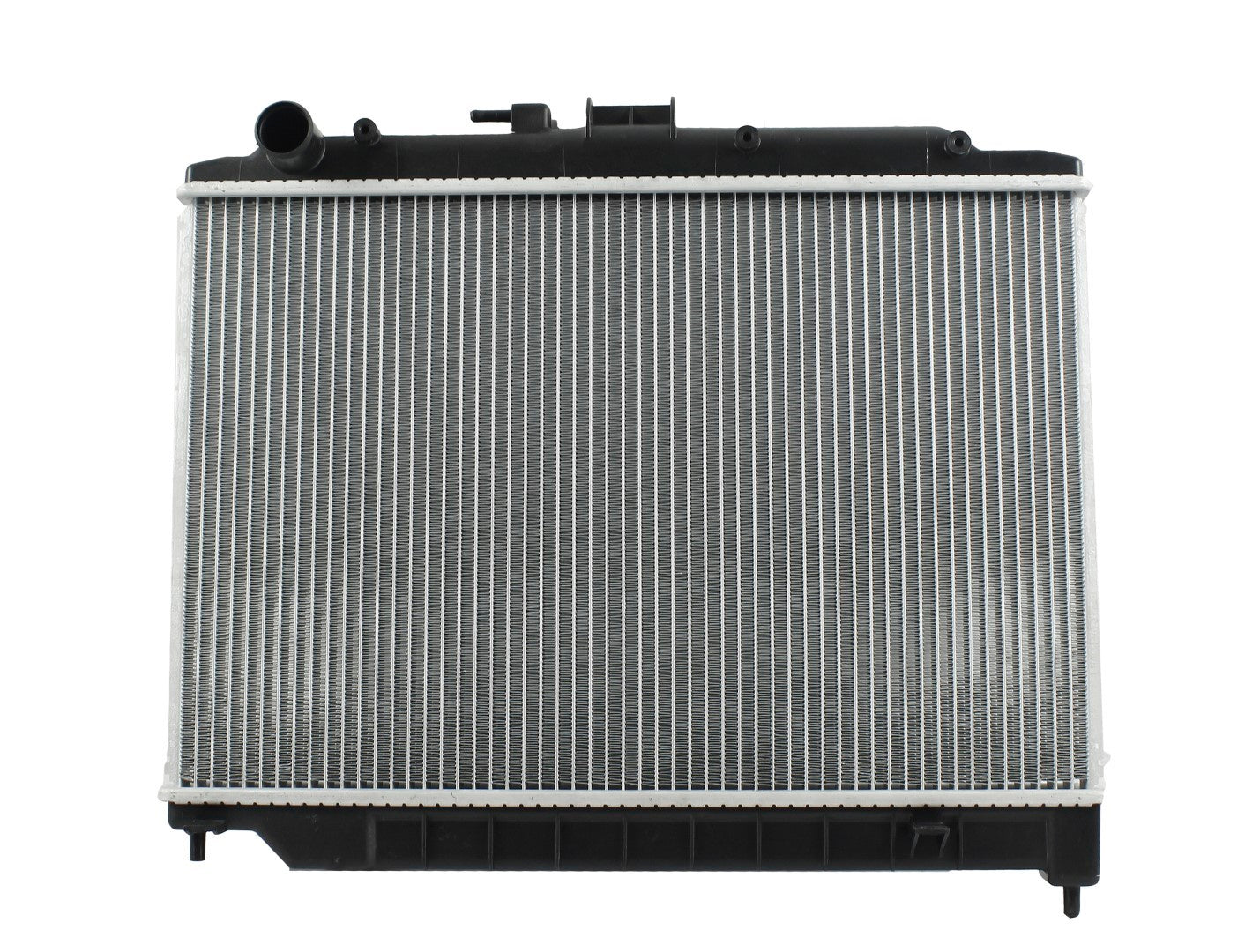 Radiador Automotriz Nissan Urvan 08-15 26mm Tubo Soldado