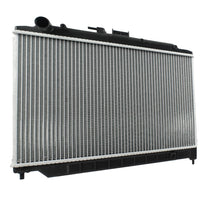Radiador Automotriz Nissan Urvan 08-15 26mm Tubo Soldado