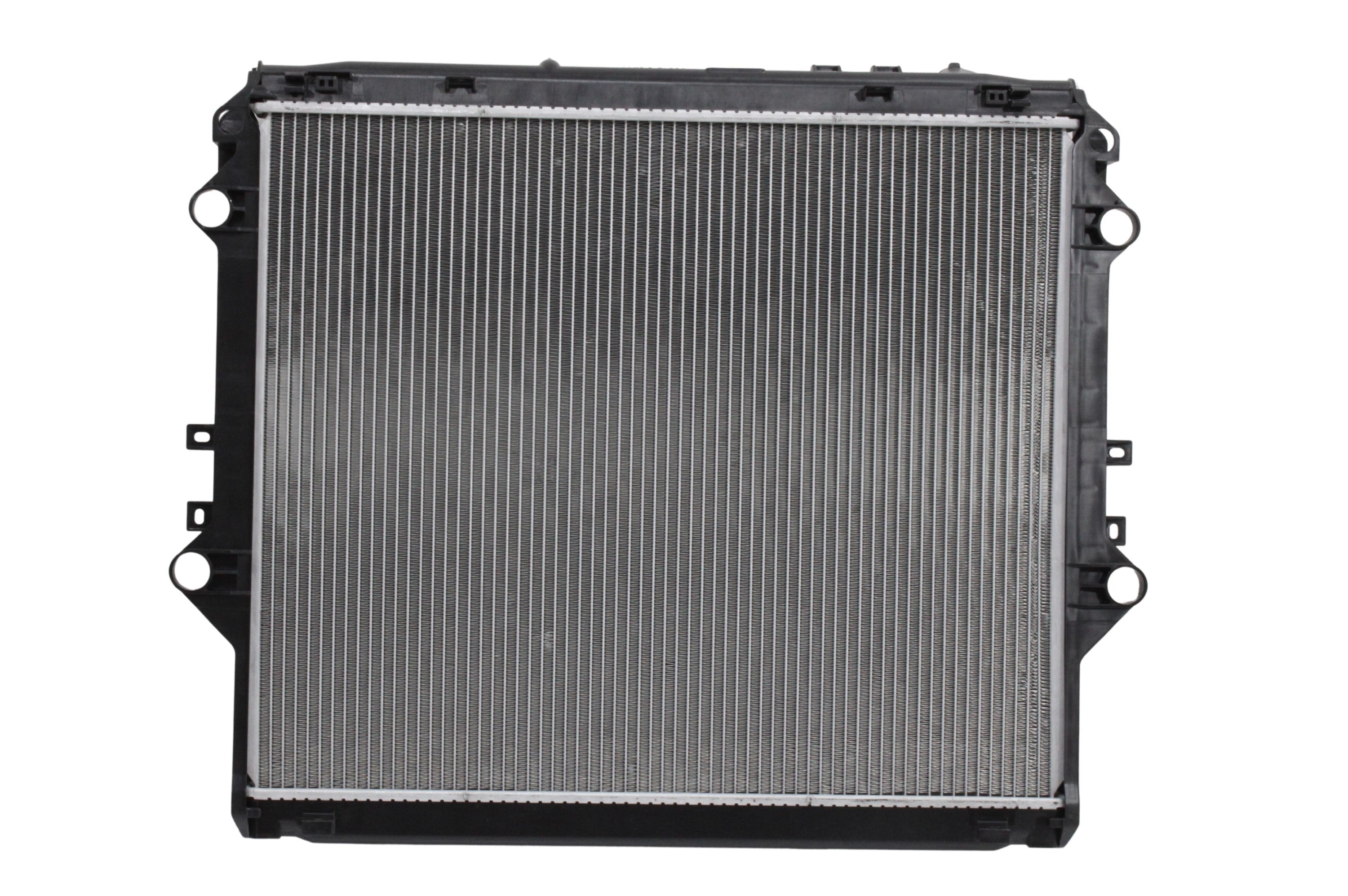 Radiador Automotriz Toyota Hilux Diesel Aut 16-22