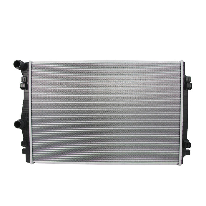 Radiador Automotriz Volkswagen Jetta 19-26 Golf 15-21 Tiguan 18-26 Seat Leon 14-20 Ateca 17-26 Audi A3/S3 15-21 Q2 18-26 Q3 16-18 TA/TM