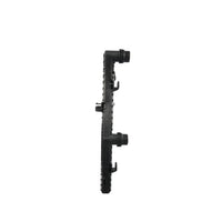 Radiador Automotriz Volkswagen Jetta 19-26 Golf 15-21 Tiguan 18-26 Seat Leon 14-20 Ateca 17-26 Audi A3/S3 15-21 Q2 18-26 Q3 16-18 TA/TM