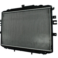 Radiador Automotriz Hyundai  H100 T/M 99-10 26mm Tubo Soldado