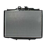 Radiador Automotriz Hyundai  H 100  T/M 06-14 26mm Tubo Soldado