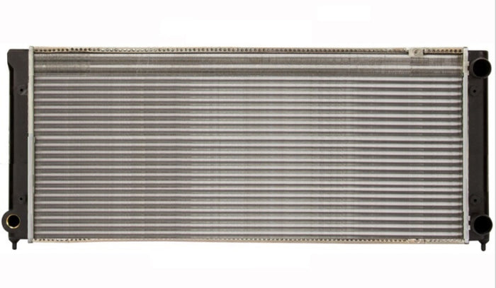 Radiador Automotriz Volkswagen Passat Base, GL, CL, GlX T/M 90-94 32mm Tubo Soldado
