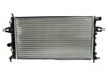 Cargar imagen en el visor de la galería, Radiador Automotríz Chevrolet Astra Zafira T/A 98-05 34mm Aluminio M
