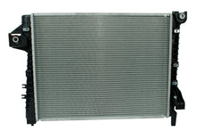 Cargar imagen en el visor de la galería, Radiador Automotriz Dodge  Ram Pickup  T/M 02-06 26mm Tubo Soldado
