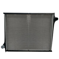 Radiador Tracto Camión Scania Series p114 96-04 33 7/8 x 26 5/8 x 46mm Plástico/Aluminio T/M Con Marco