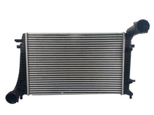 Cargar imagen en el visor de la galería, Intercooler Volkswagen Jetta TDI 05-10
