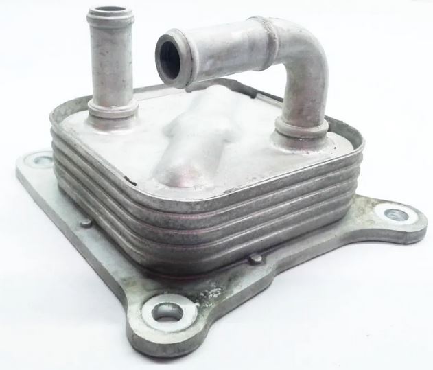 Enfriador de Aceite Nissan Sentra 13-16